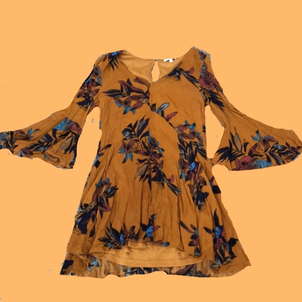 Jodifl Bell Sleeves Dress